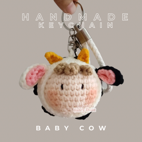 [HANDMADE] Keychain Rajut Gantungan Kunci Tas Crochet Amigurumi Boneka Gantung Sapi Lucu