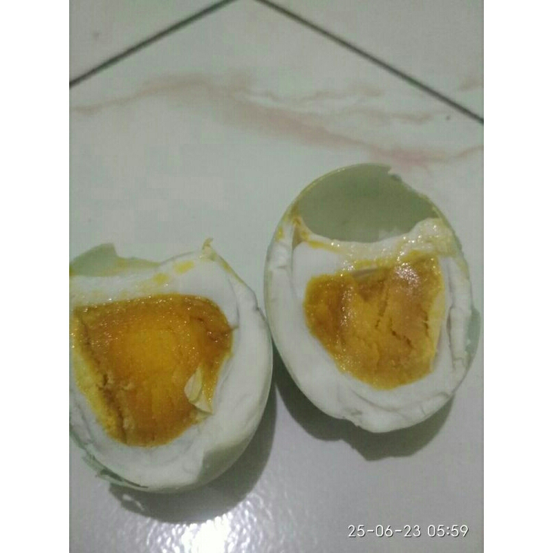 

telor asin brebes