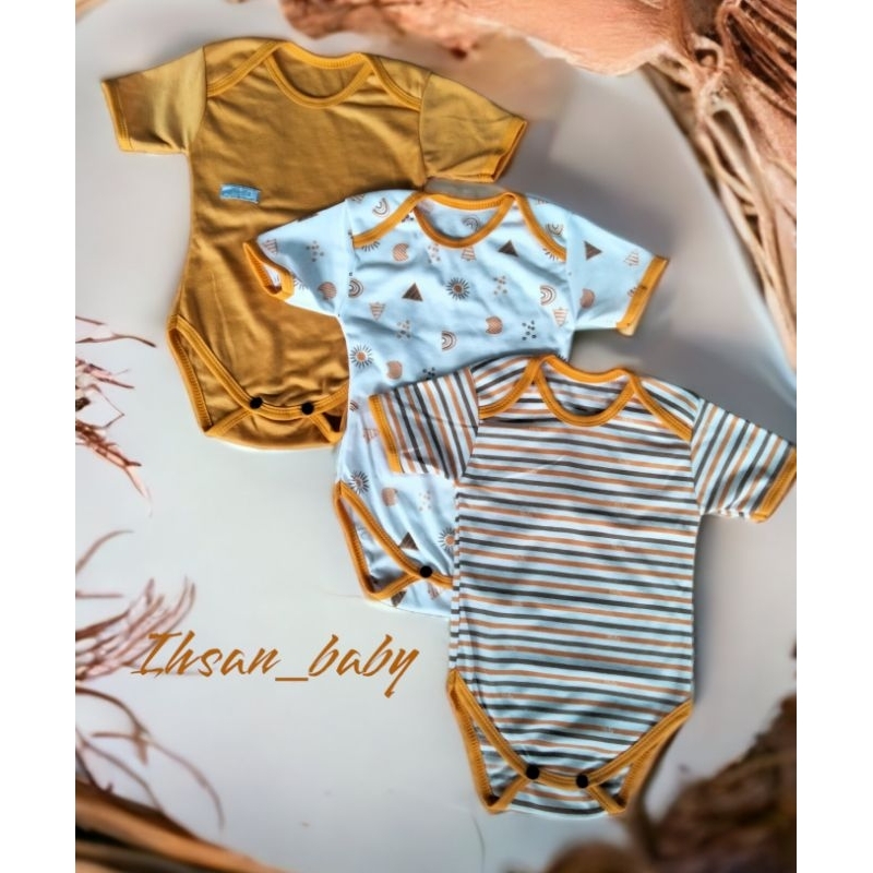 3 pcs jumper pendek bayi seri warna mustard