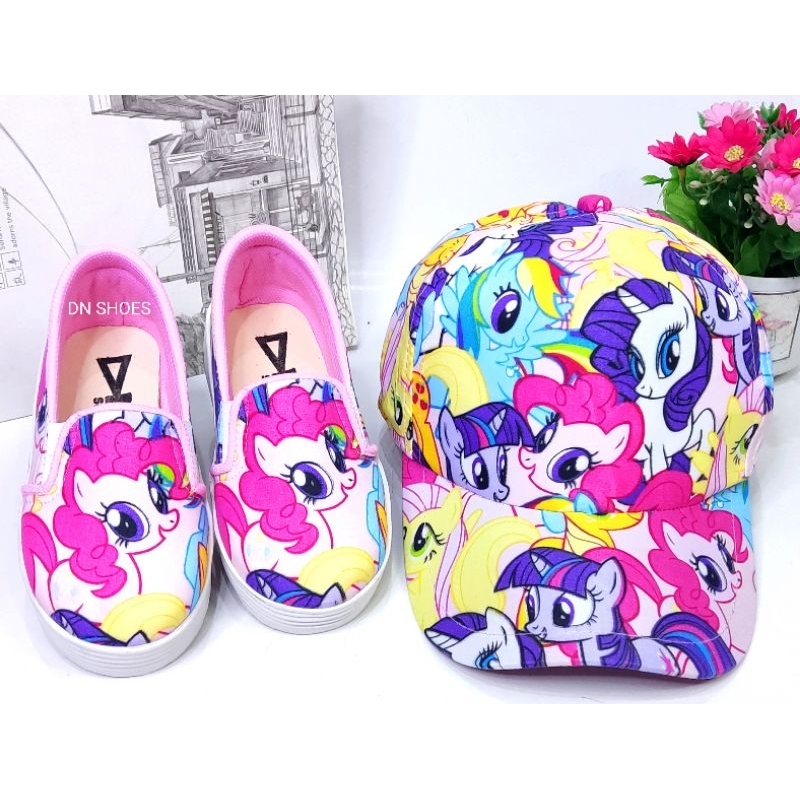 Paket Sepatu Anak Topi Anak Perempuan Sepatu Slip On motif Kuda Poni Pink Family 1- 7 thn