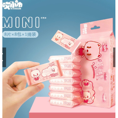 WT01 Tisu Basah Karakter Mini Travel / Wet Tissue Mini Travel Pack 8in1 - Random Motif