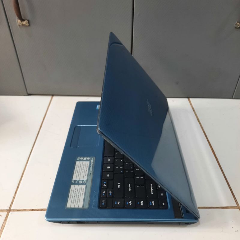 Laptop Acer Aspire 4352 intel Core i3 - 2328M Ram 4Gb/ HDD 500Gb Layar 14inch Windows 10 Full aplikasi siap pakai