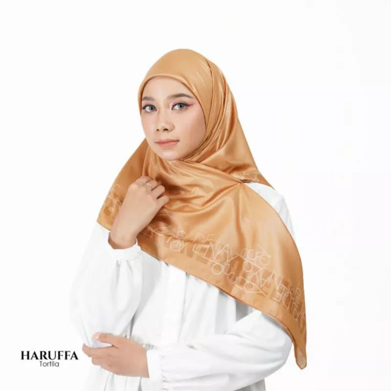 Hijab Deenay Segi Empat Harufa Original