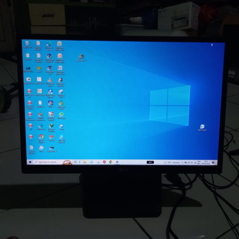 LED MONITOR PC KOMPUTER CCTV GAMING 20 INCH WIDE LG IPS GARANSI