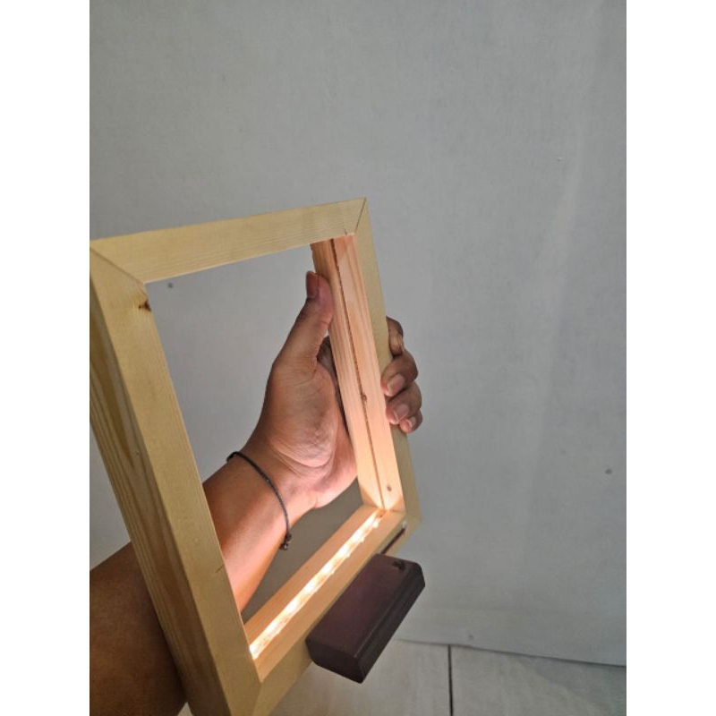 Led Frame A6 Baterai Lampu Hias Acrylic / Stand Led Acrylic Bingkai Acrylic Led