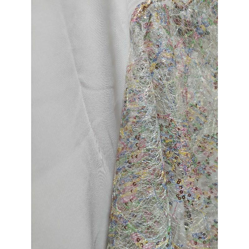 kain tile motif pastel silver