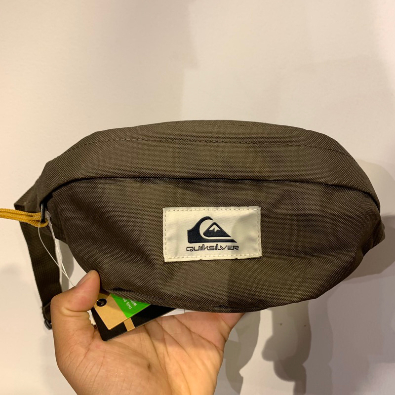 TAS PINGGANG PRIA QUIKSILVER ORIGINAL PUBJUG