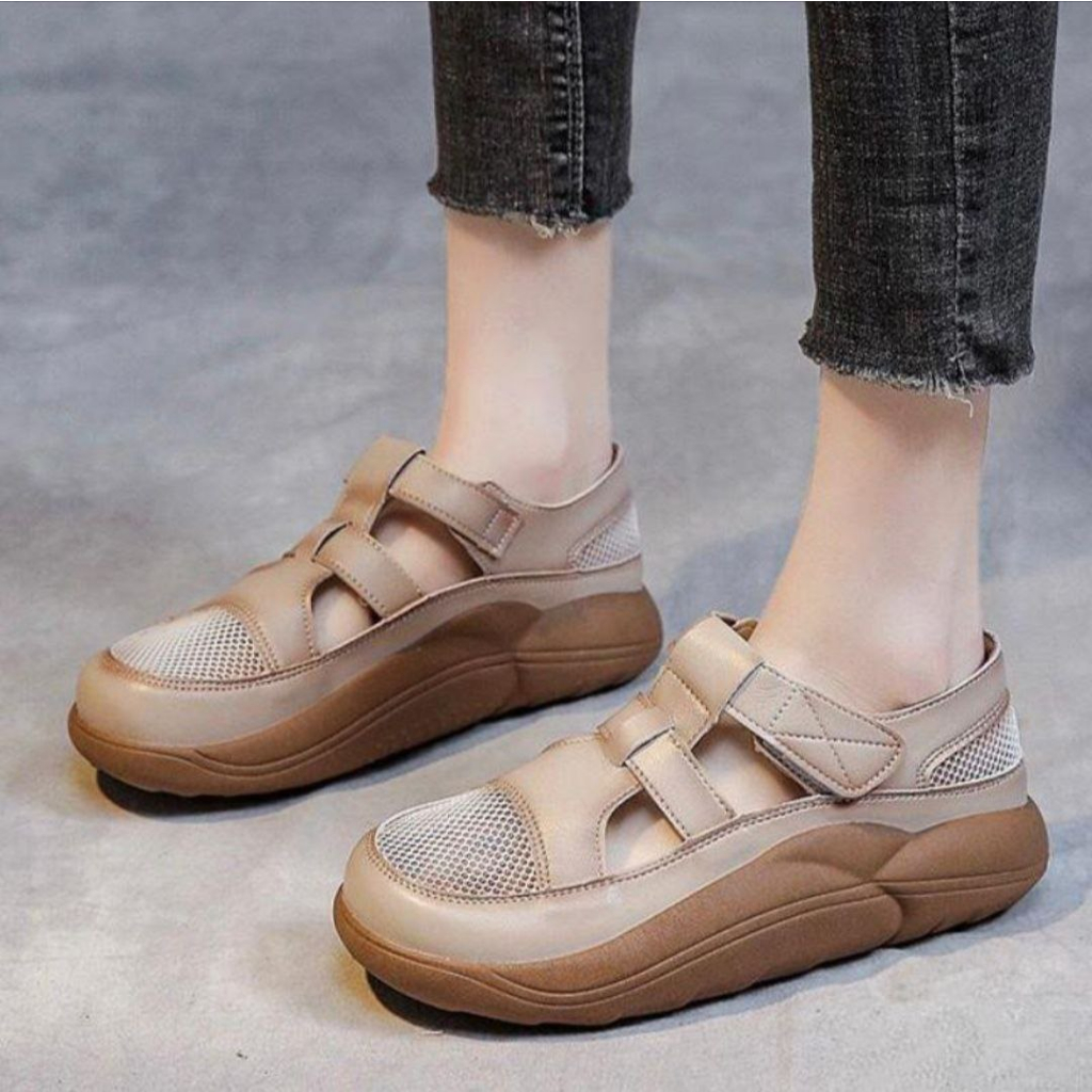 1221 Sepatu Wedges Wanita Sepatu Casual Slip On Fashion Import Bisa COD (With Box)