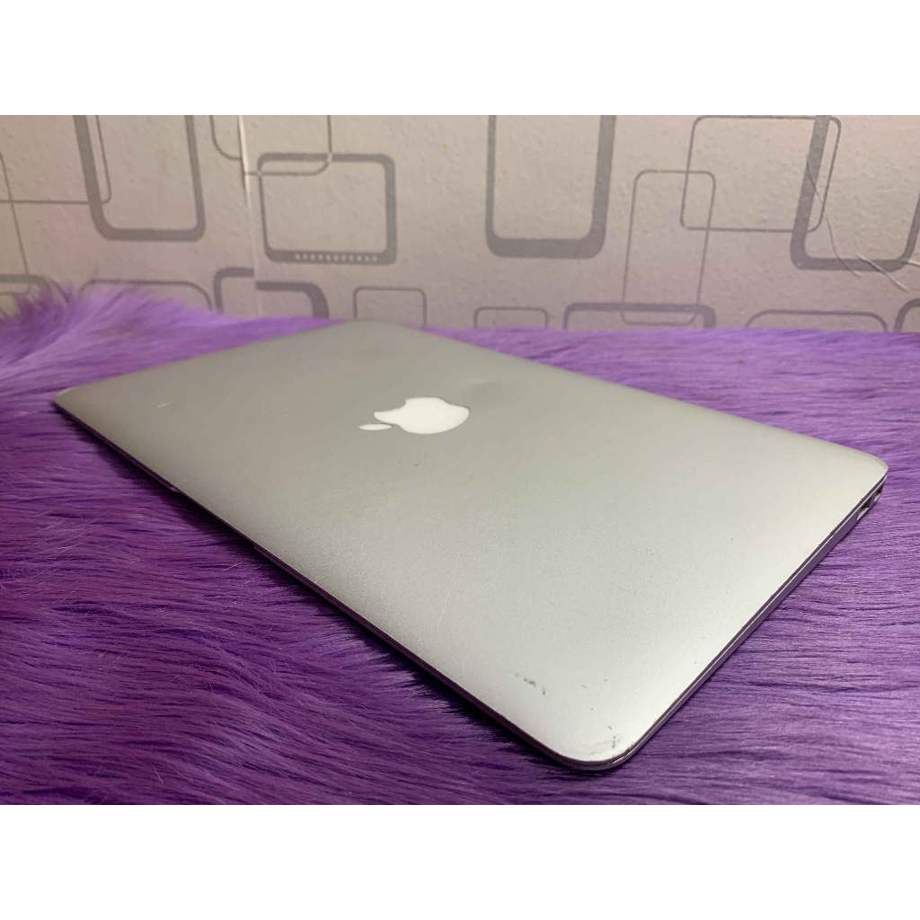 Macbook Air 11in Early 2014 Core i5 4GB SSD 128GB