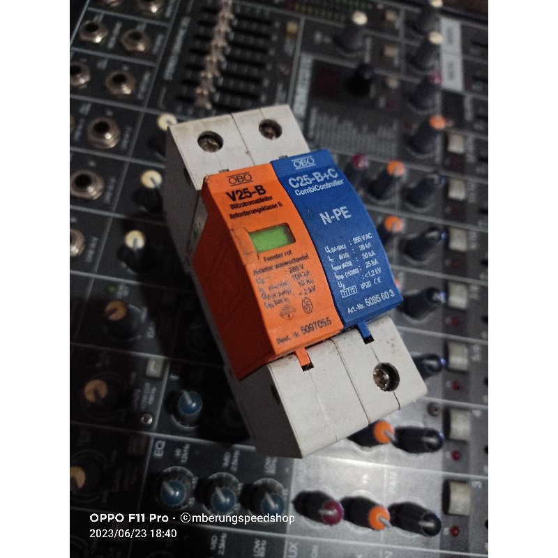 Surge arrester OBO V25-B+C 1PHASE Dan neteral anti petir