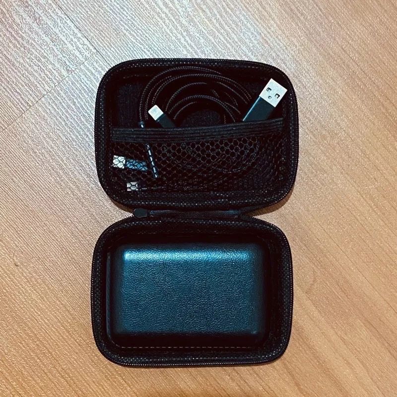 DOMPET HANDSFREE/POUCH CABLE DATA