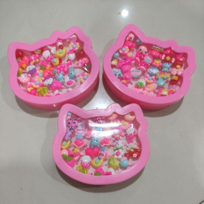 36 PC CINCIN MAINAN ANAK MINI PLASTIK FREE BOX LOVE / KITTY HK IMPORT