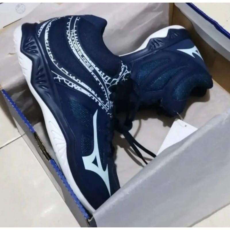 Mizuno Thunder Blade 2 mid