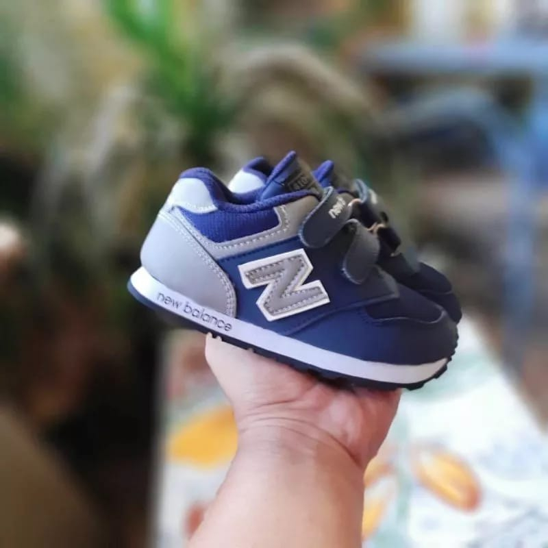 Sepatu Sneakers Anak Laki-laki Velcro Model Terbaru Trendy Usia 1-10 Tahun