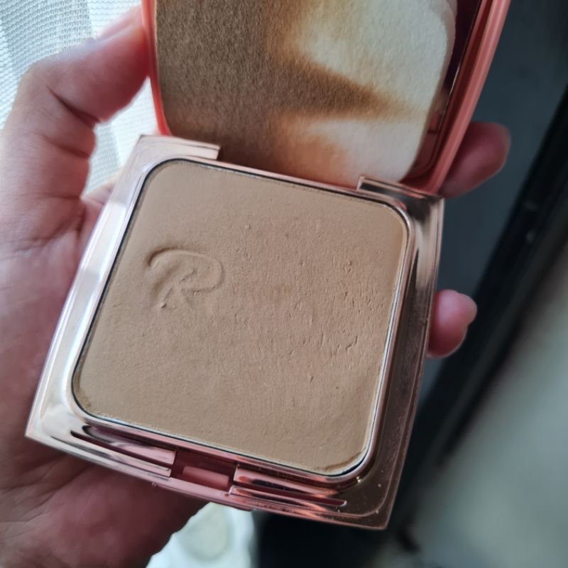 preloved reveline two way cake