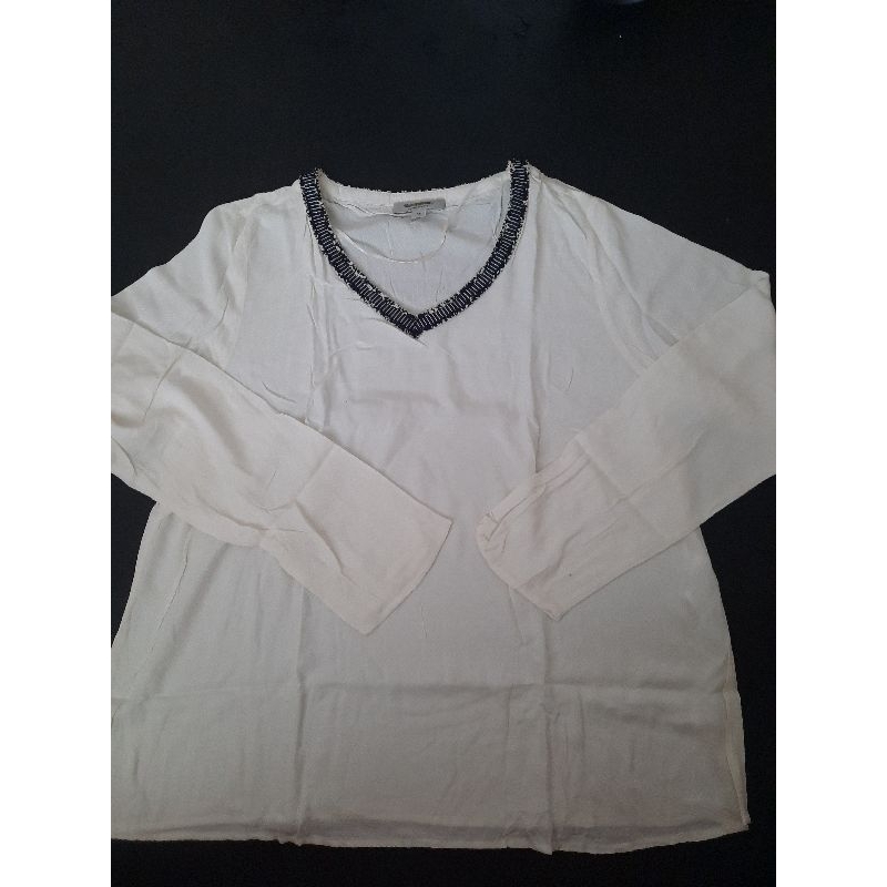 baju putih besar, blouse putih. kemeja putih big size