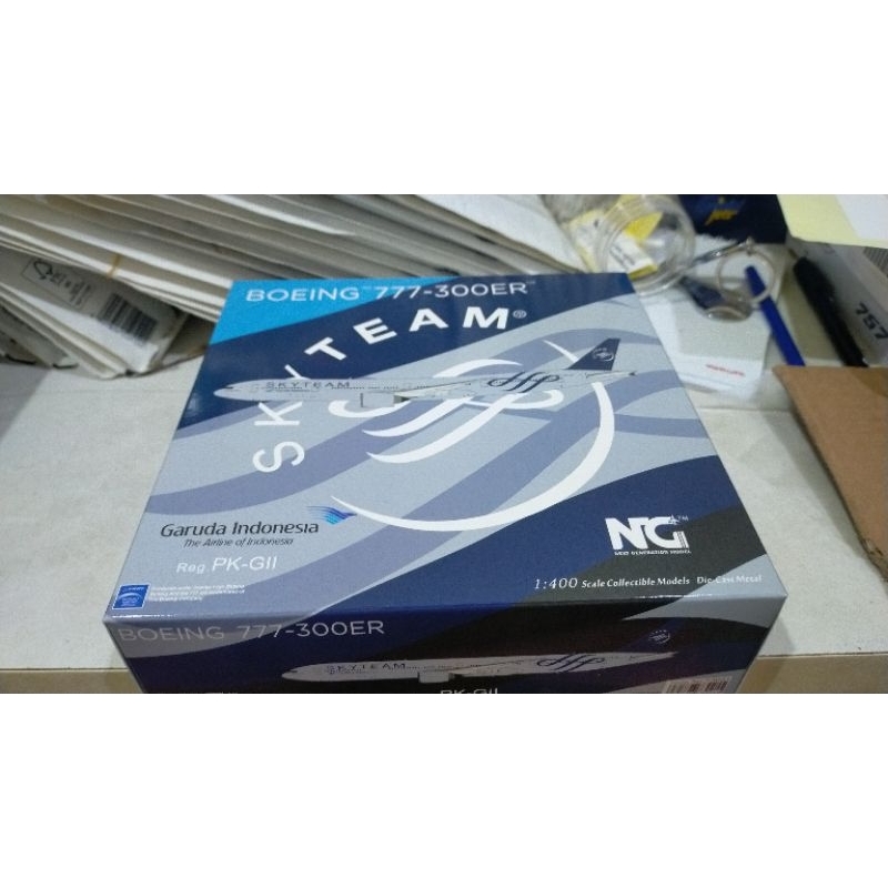 Garuda Indonesia Boeing 777-300er PK-GII Skyteam NG Model 1:400