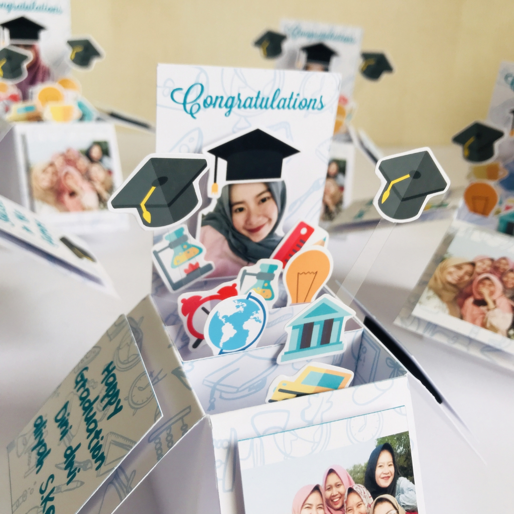 DWS Kartu Ucapan Pop Up Box Hadiah Wisuda Kado Wisuda Unik