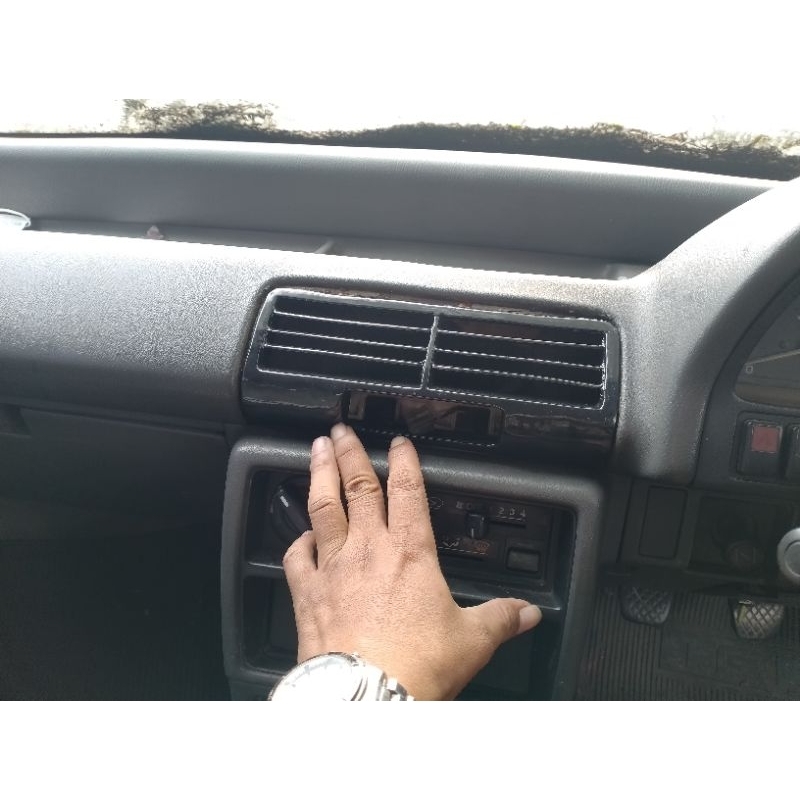 kisi kisi AC tengah Honda Grand Civic