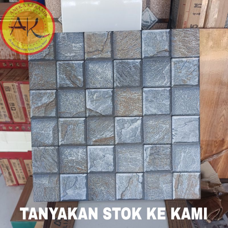 Keramik Lantai Teras Garasi Dinding Kasar Matt Motif Batu Alam Timbul 3D 40x40 Listone Grey