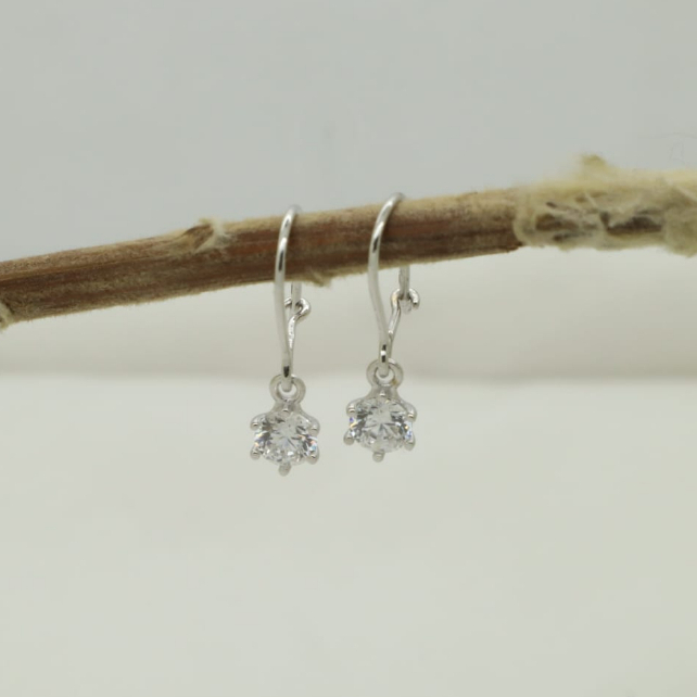 Anting WG Hala Basic Collection EA220743 Hala Gold 18K