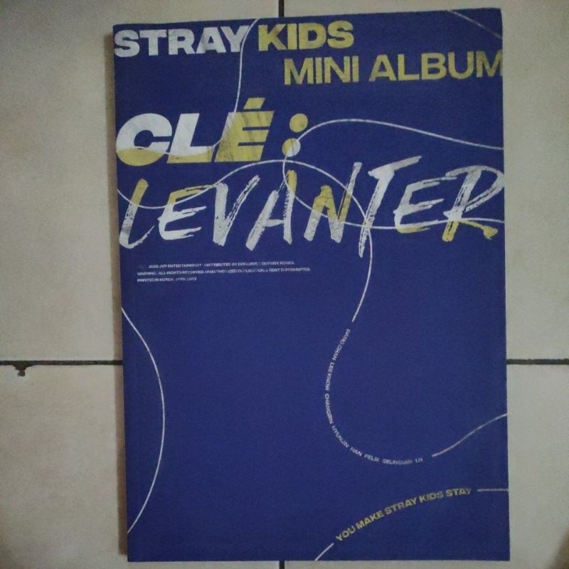 [preloved]stray kids cle:levanter album only