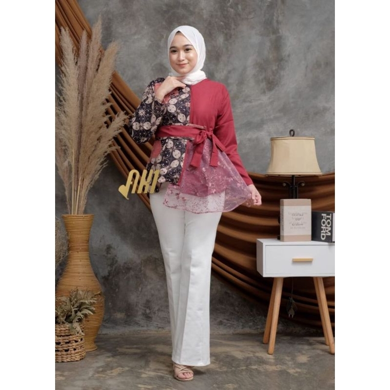 ￼Blouse Batik Lengan Balon Kekinian Motif Mawar Terbaru Modern Blouse Premium, Pakaian Wanita, Tunik Batik, Blouse Batik Terbaru Terlaris
