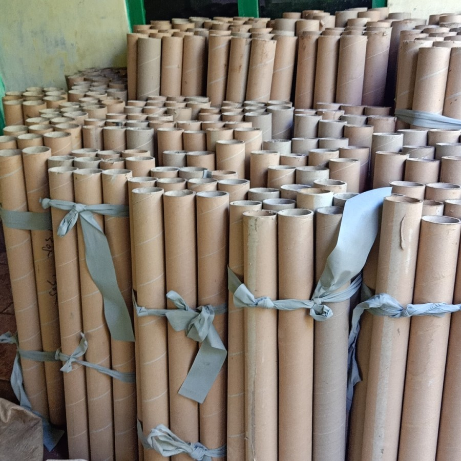 

selongsong cornes kertas packing 120cm - 15