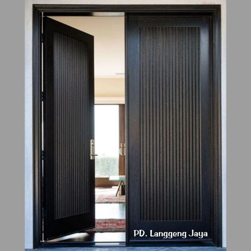 Kusen + Pintu Utama Minimalis Nat Vertikal