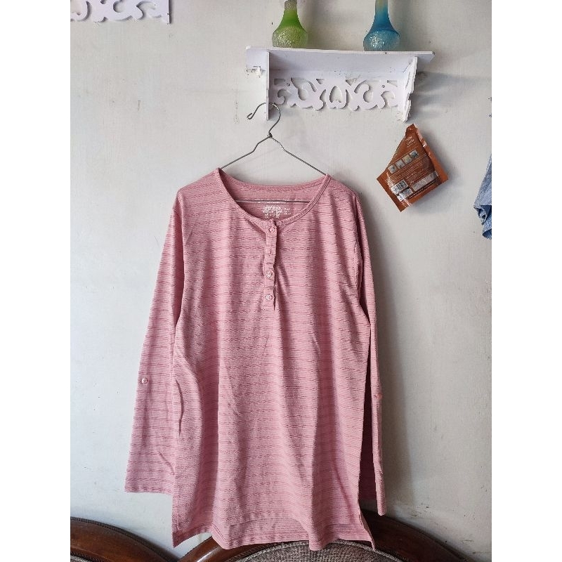 (dapat 2 kaos) preloved phenomenal kaos matahari size xl