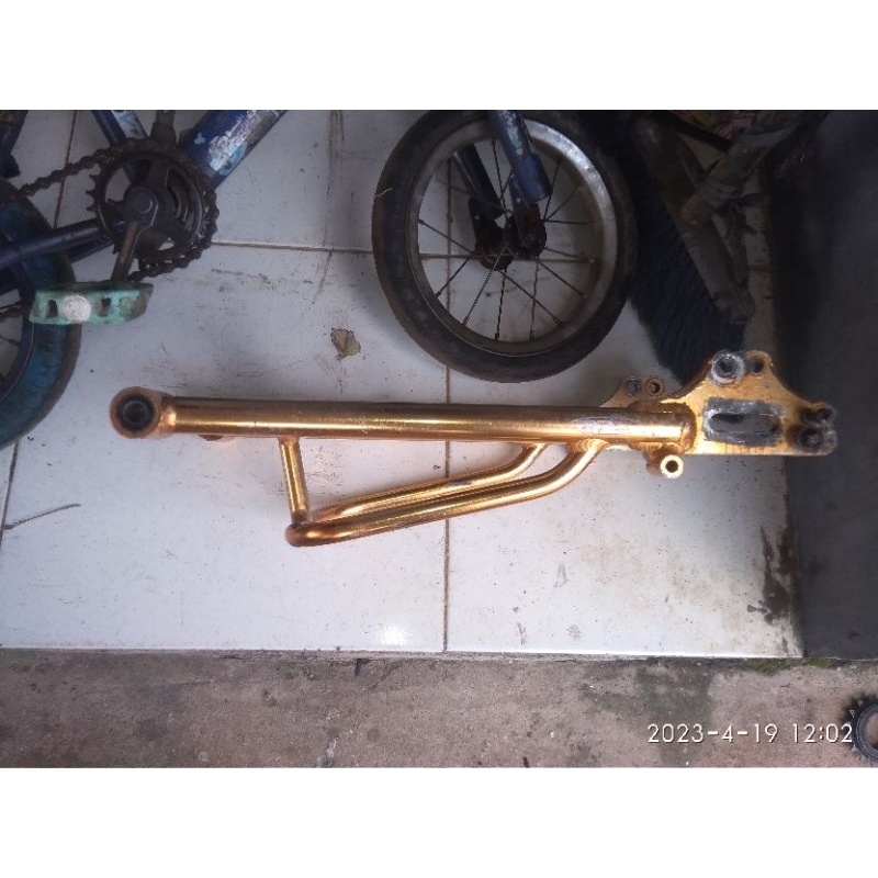 sasis belakang B-PRO bebek yamaha f1zr jupiter z bekas pemakaian