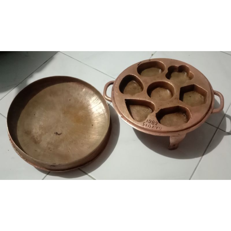 

cetak kue antik kuno tahun 1982