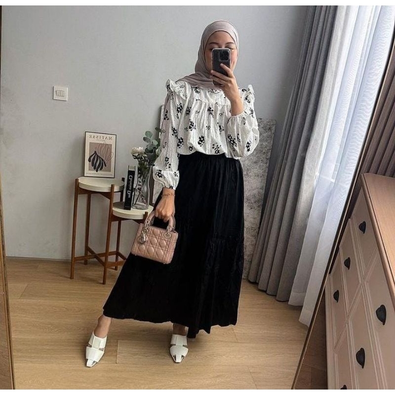 Blouse wanita casual - Baju atasan muslimah - Baju atasan motif - Blouse outfit kuliah mahasiswi