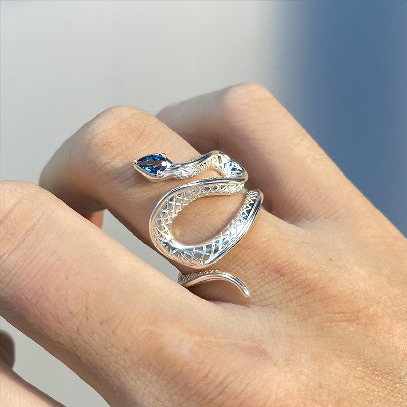 COD✨ Cincin Pria Terbuka Pembukaan Model Ular Bahan Alloy Snake Dragon Emas Perak Fashion Personality Untuk Unisex/Pria/Wanita -Yinmer