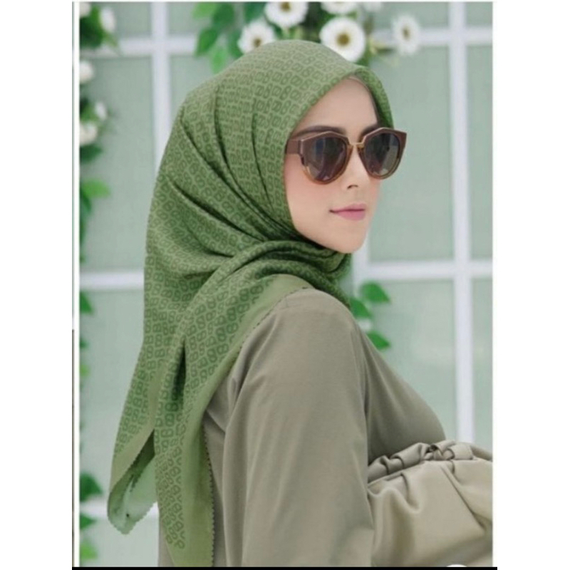 Prelove BUTTONSCARVES series The Tapis Voal Square - Asparagus