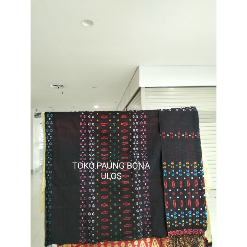 TUMTUMAN PUCCA BINTIK WARNA HITAM TUPPAL LIRISMERAH/BIRU/PUTIH.