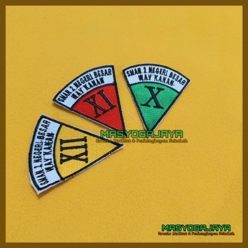 Bet Kelas / Badge Kelas Bordir / Emblem Kelas /  Patch Kelas - Atribut Sekolah