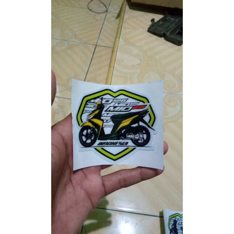 stiker logo Mio m3