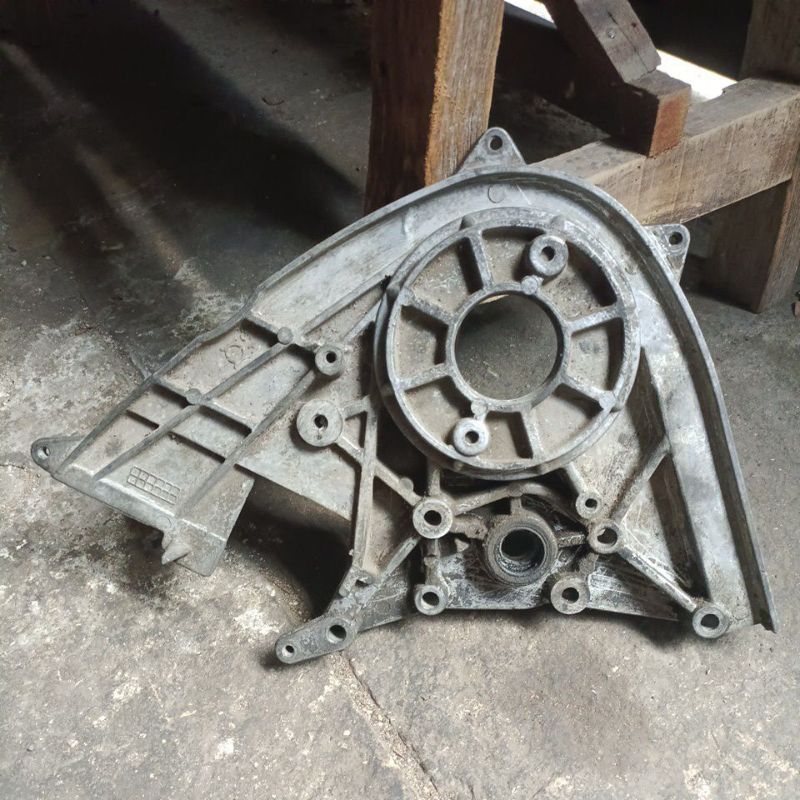 Dek kamprat dek bospom mesin Mitsubishi L300 diesel copotan orisinil