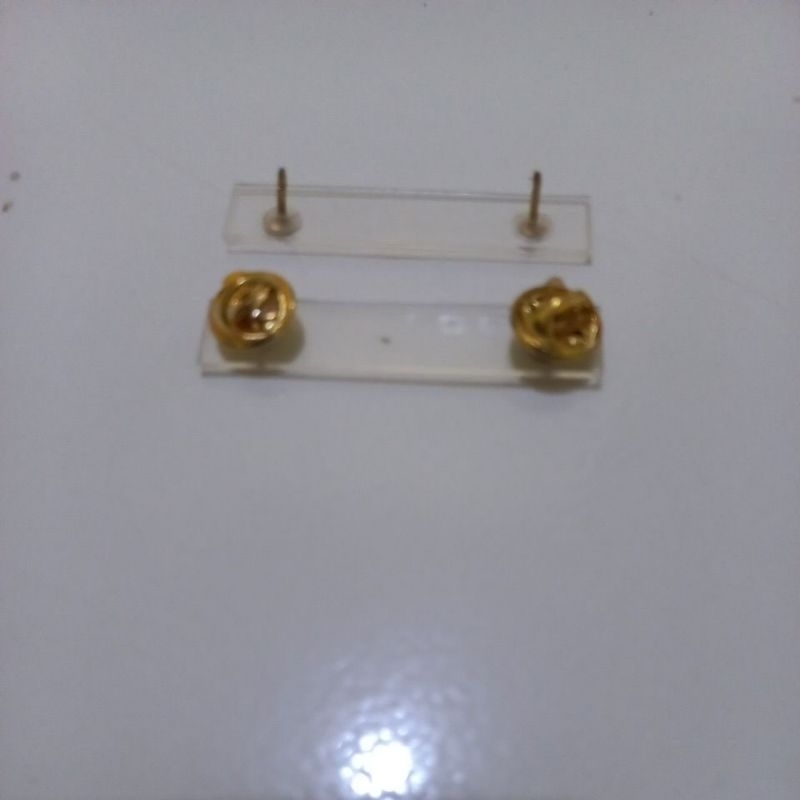 

DUDUKAN PAKU NAMETAG