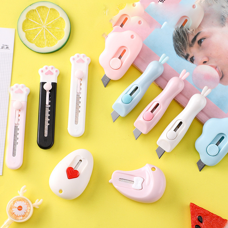 

Cutter Mini lucu Cloud Shape Cutter Kecil for School and Art Safety Cutter cutter mini - SO