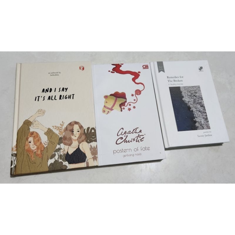 preloved buku novel inspirasi artbook and i say it's all right by helloditta, postern of fate gerban