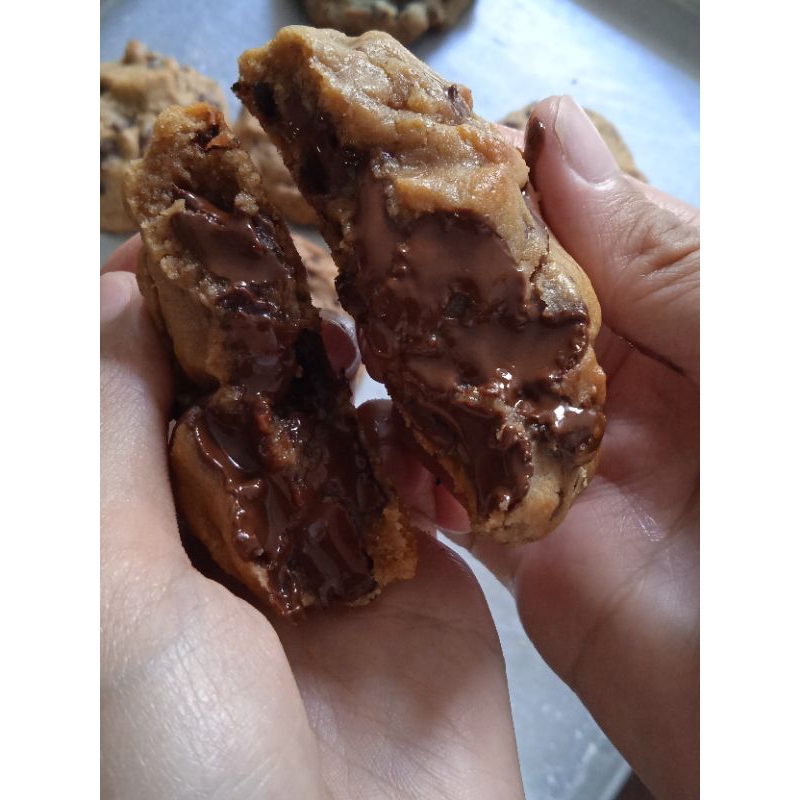 

Classic choco chip soft cookies