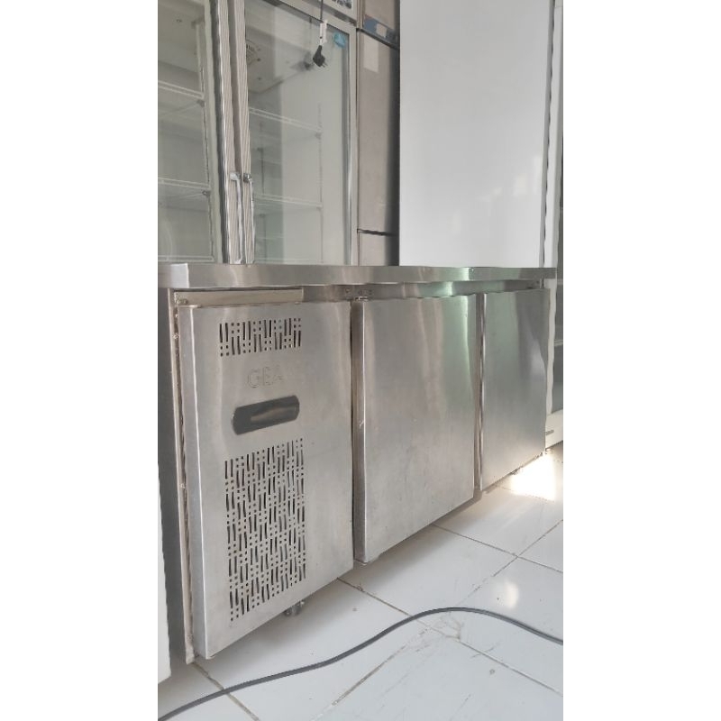 UNDERCOUNTER CHILLER 150 ( BEKAS)