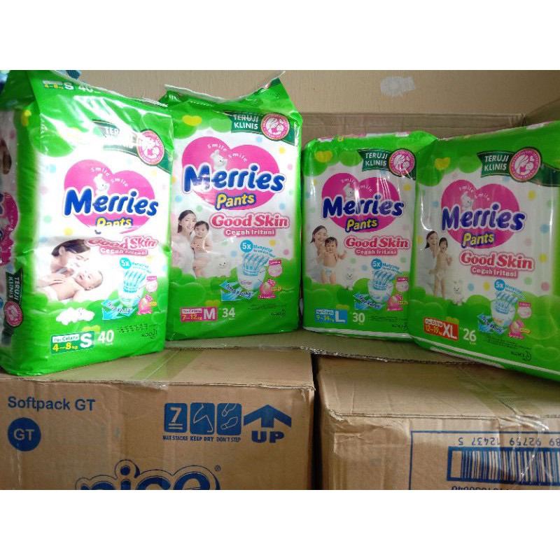 PAMPERS MERRIES