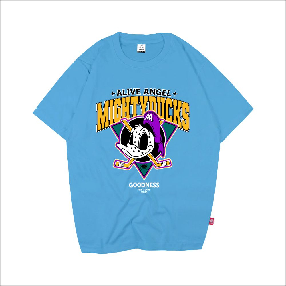 T-shirt Kaos Walt Disney Donald Fauntleroy Duck Donal Bebek Ice Skating Hockey Blue Sky Pria & Wanit