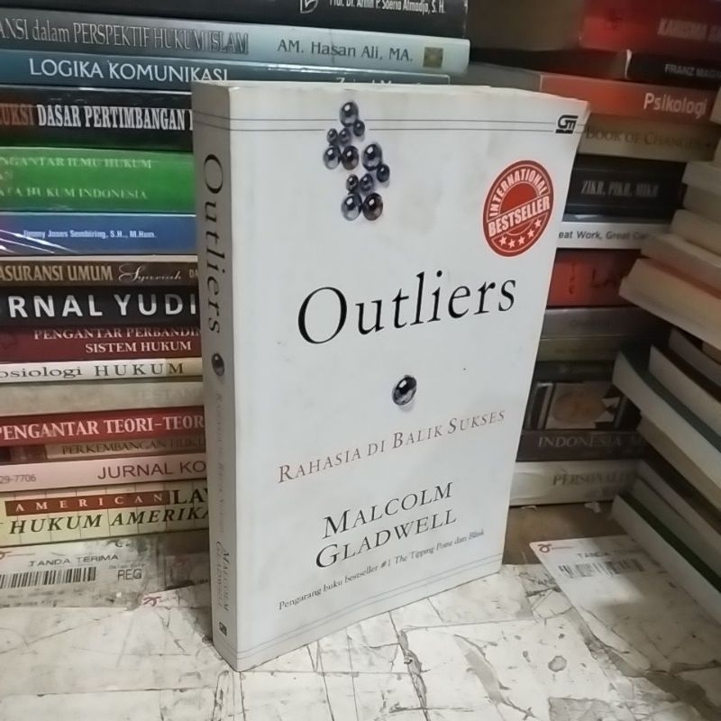 OUTLIERS by Malcolm Gladwell