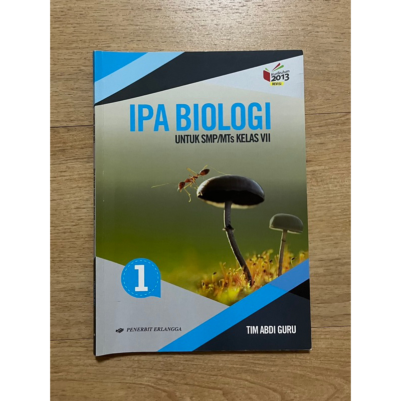 

IPA Biologi SMP Kelas 1 / 7 Buku Erlangga Original 2013 Revisi ISBN 978 - 602 - 298 - 815 - 1