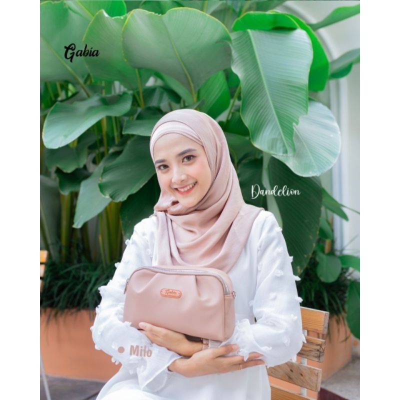 Dandelion bag by Gabia