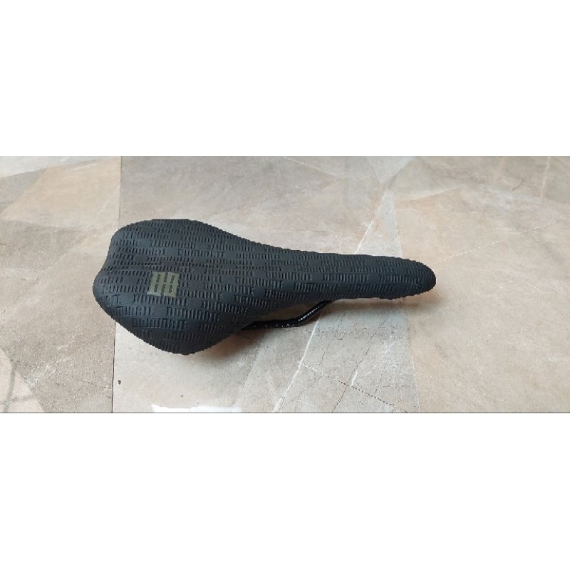 saddle DDK lebar 140mm